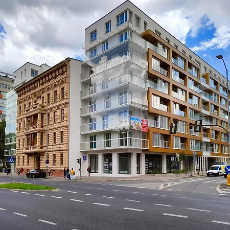 Aparti Goldnwhite Galaxy * Szczecin