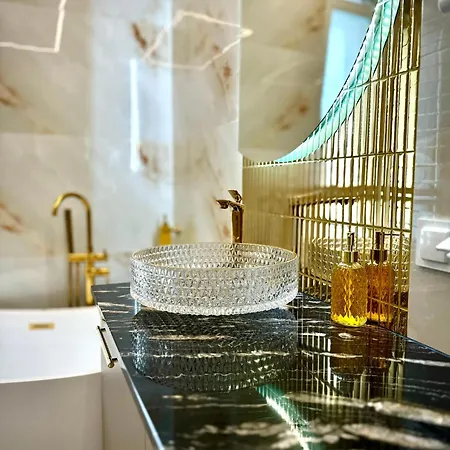 Aparti Goldnwhite Galaxy * Szczecin