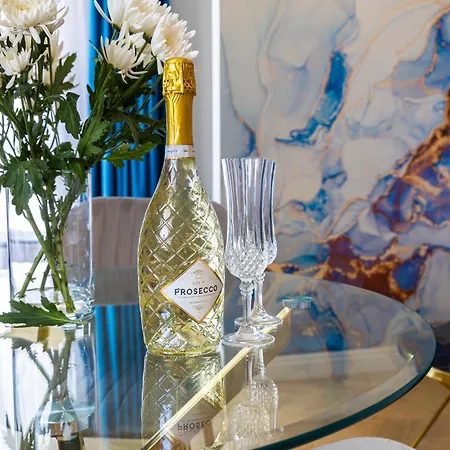 Aparti Goldnwhite Galaxy Lägenhet Szczecin