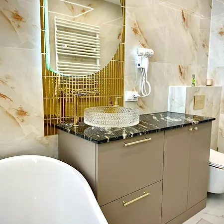 Aparti Goldnwhite Galaxy Lägenhet *