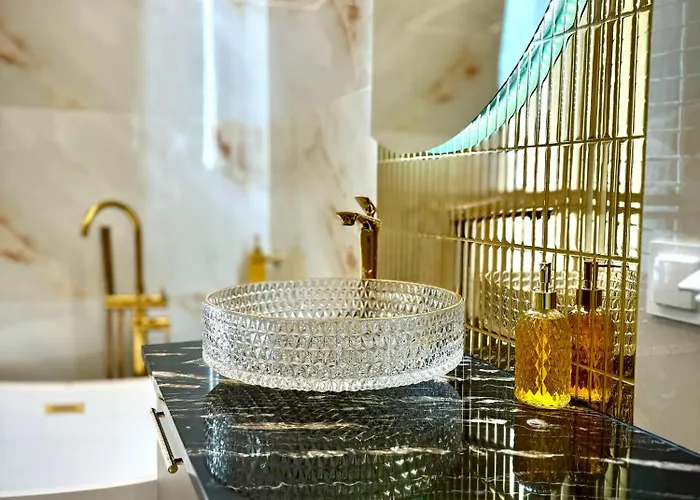 Aparti Goldnwhite Galaxy * 什切青