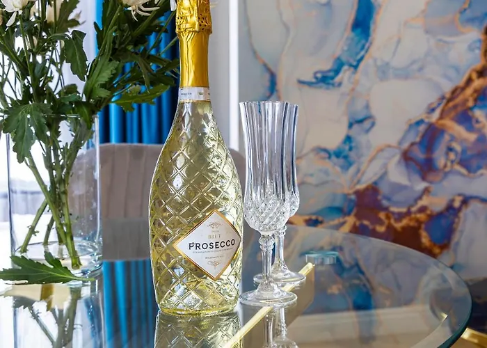 Aparti Goldnwhite Galaxy 公寓 什切青