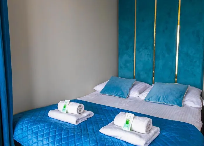 Aparti Goldnwhite Galaxy